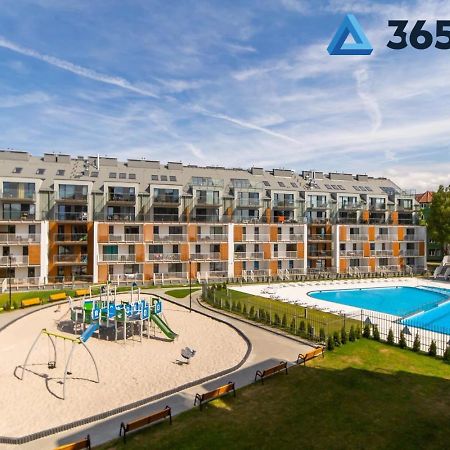 Feniks Kolobrzeg Podczele Basen, Silownia, Bawialnia - 365Pam Exterior photo